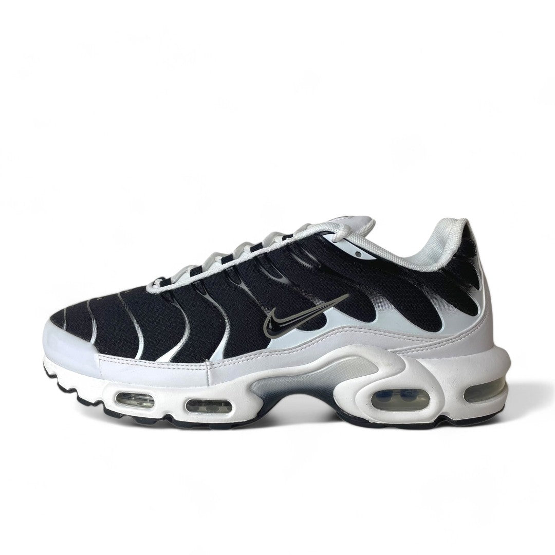 tn killer whale foot locker